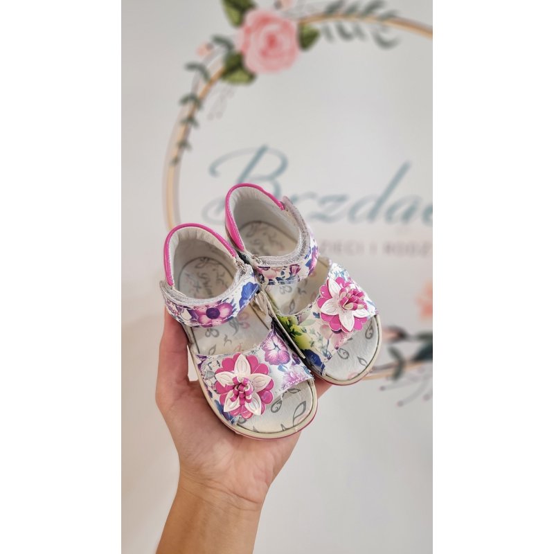 Ostatnie rozmiary. Primigi buty sandały 1361766 Primigi - 1